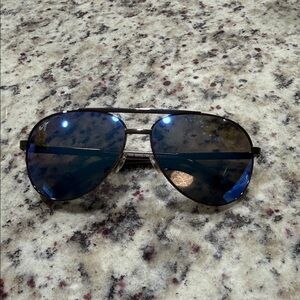 Maui Jim Aviator Sunglasses with Blue Mirrored Lenses and Black Frame